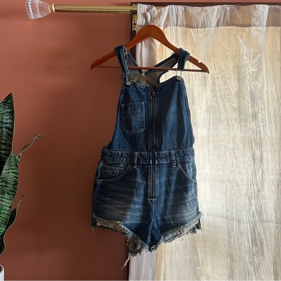 Free People Sunkissed Denim Short‎ Overalls Zip Front Jean Shortalls NEW Size 25 - Picture 2 of 8
